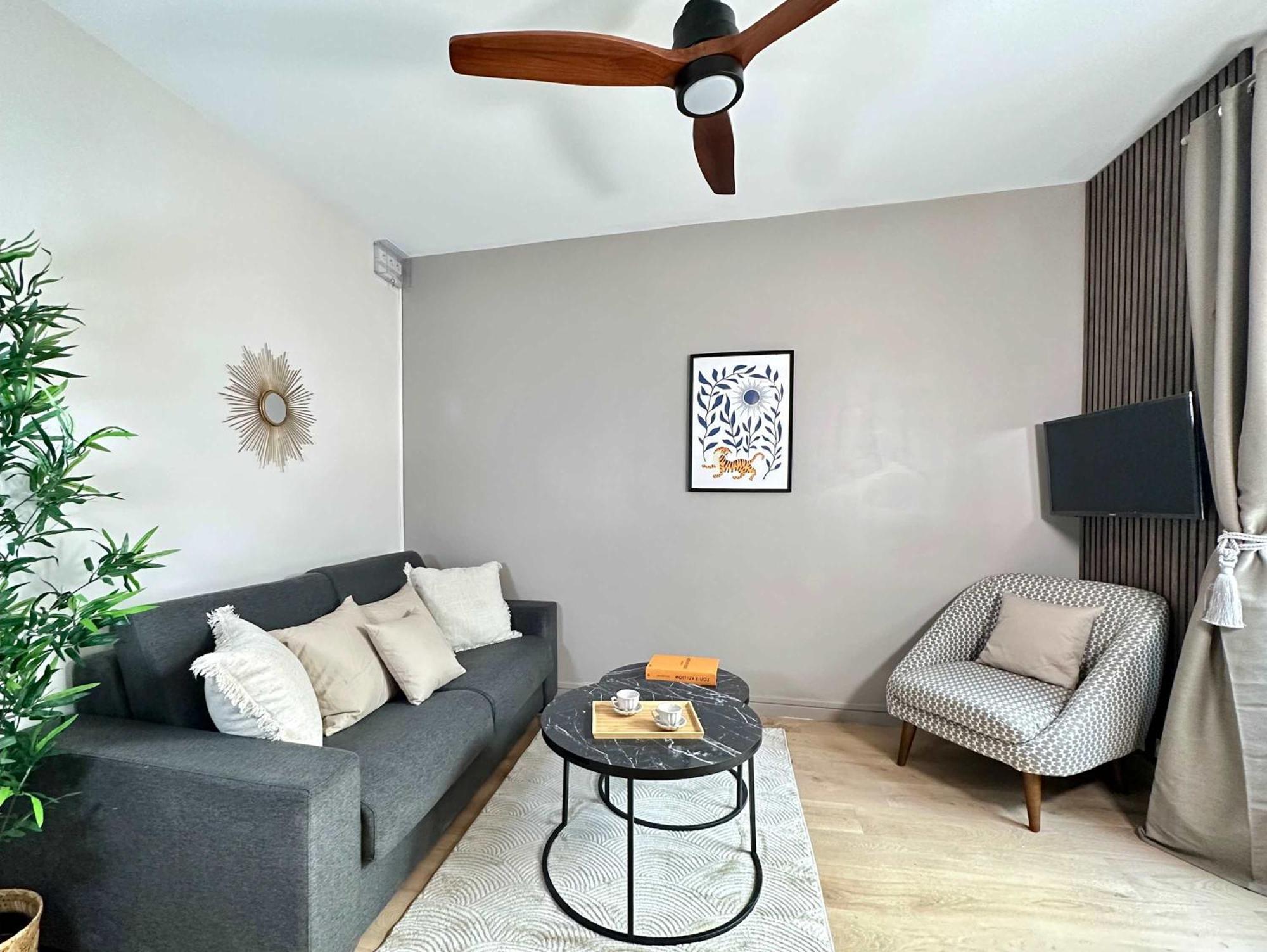 Chic Paris Studio Eiffel Tower Proximity Exterior photo